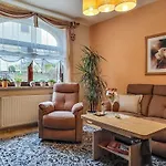 3 Bedroom Cozy In *