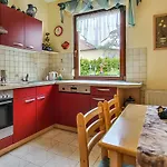 3 Bedroom Cozy In Prázdninový dům Jena