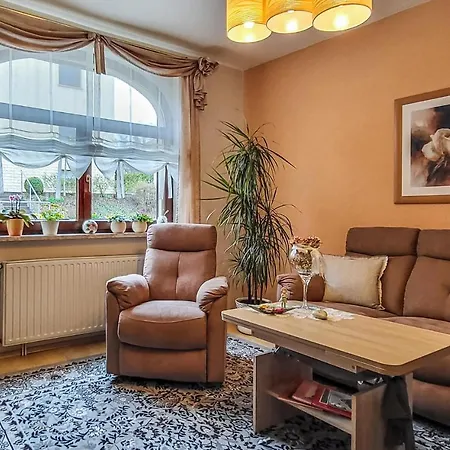 3 Bedroom Stunning In *