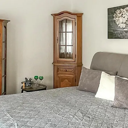 Vakantiehuis Awesome In With Wifi